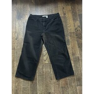 Chicos Platinum Jeans Mid-rise black wash size 1.5 Cropped  sequin Back pockets